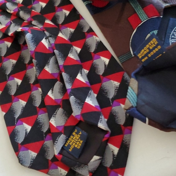 J.B. Laden & Co - Pair of silk ties - Picture 3 of 3